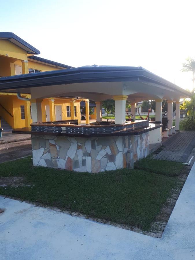 Piarco Village Suites Ngoại thất bức ảnh