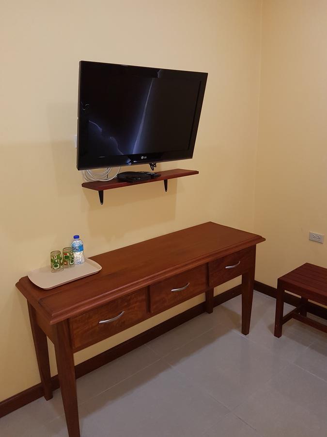 Piarco Village Suites Ngoại thất bức ảnh