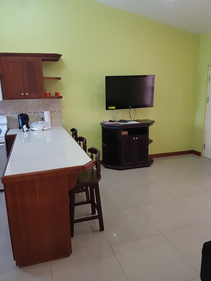 Piarco Village Suites Ngoại thất bức ảnh