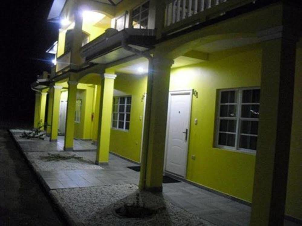 Piarco Village Suites Ngoại thất bức ảnh